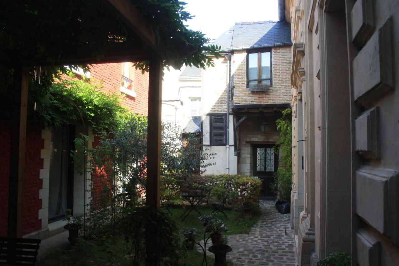 Le Refuge Des Cordeliers Apartment Laon Exterior photo