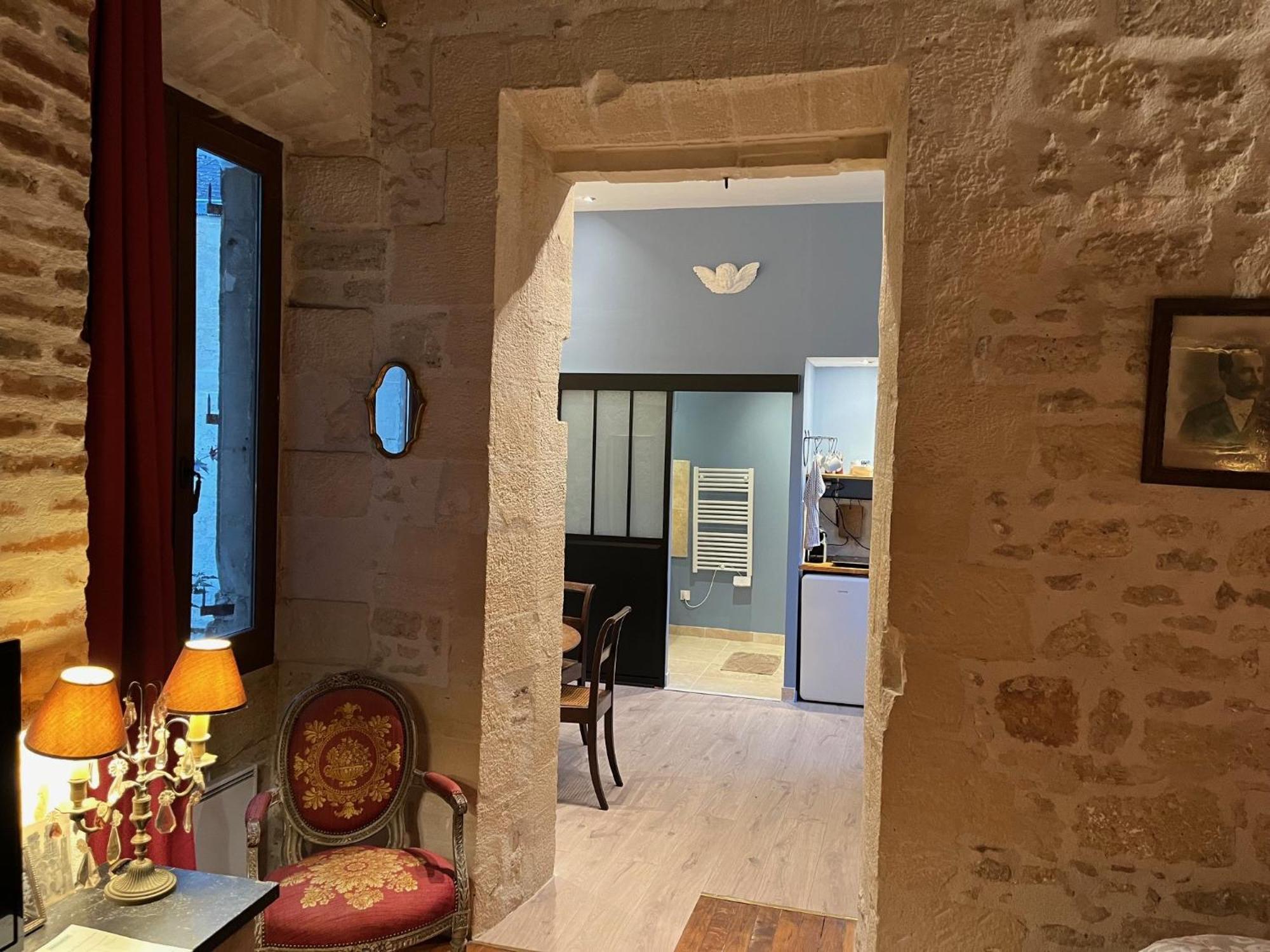 Le Refuge Des Cordeliers Apartment Laon Room photo